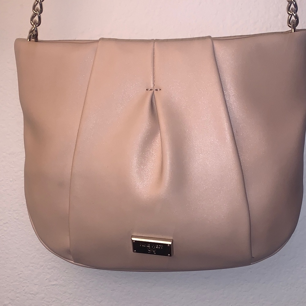 NWOT Elegant Cream Shoulder Nine West Bag with Adjustable Crossbody Strap